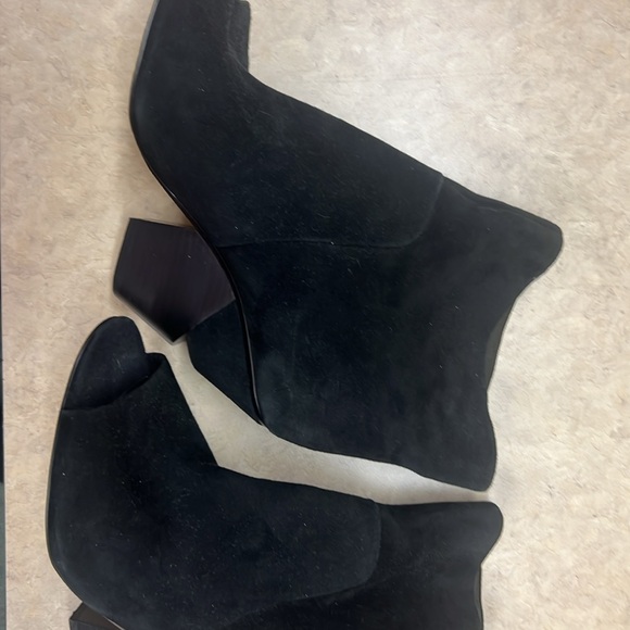Vince Camuto Black Open Toe Ankle Boots - Picture 9 of 11
